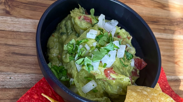 Guacamole (8oz).